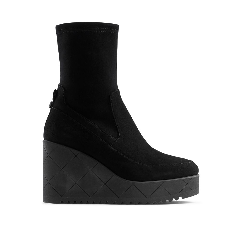 Black Russell And Bromley Everest Dryleks Suede Women\'s Ankle Boots | CA-5132T