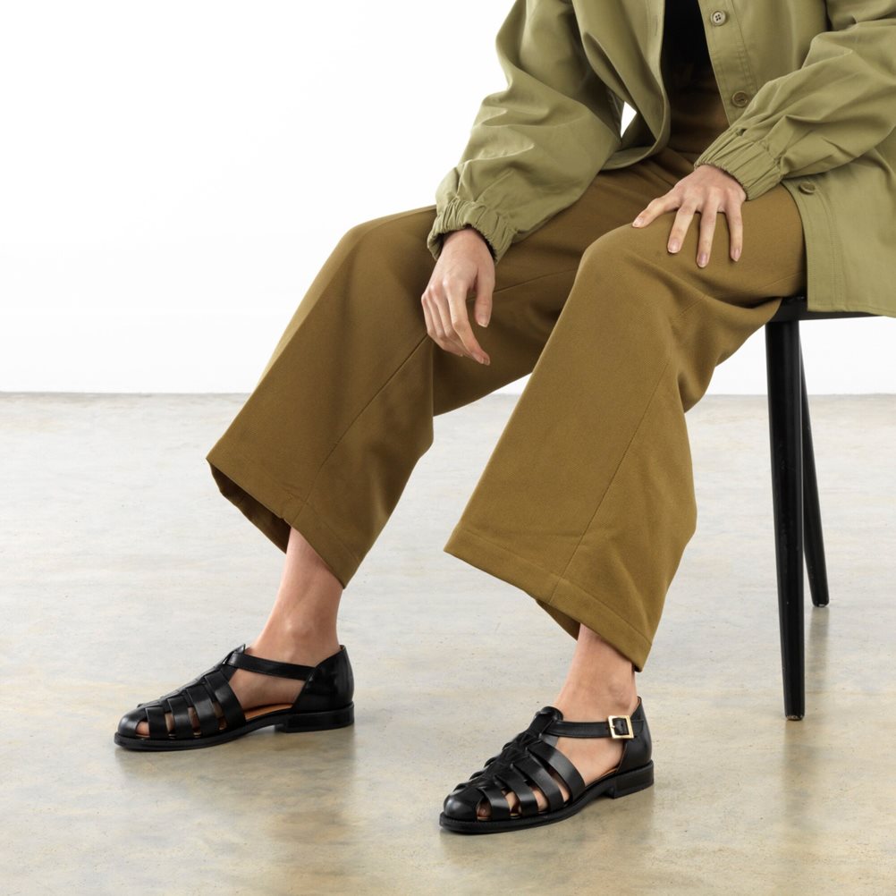 Black Russell And Bromley Siracuse Fisherman Women's Flat Sandals | CA-9318P