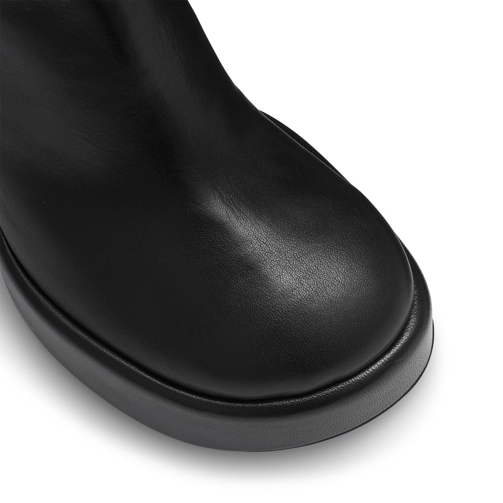 Black Russell And Bromley Webster Round Toe Women's Ankle Boots | CA-7623J