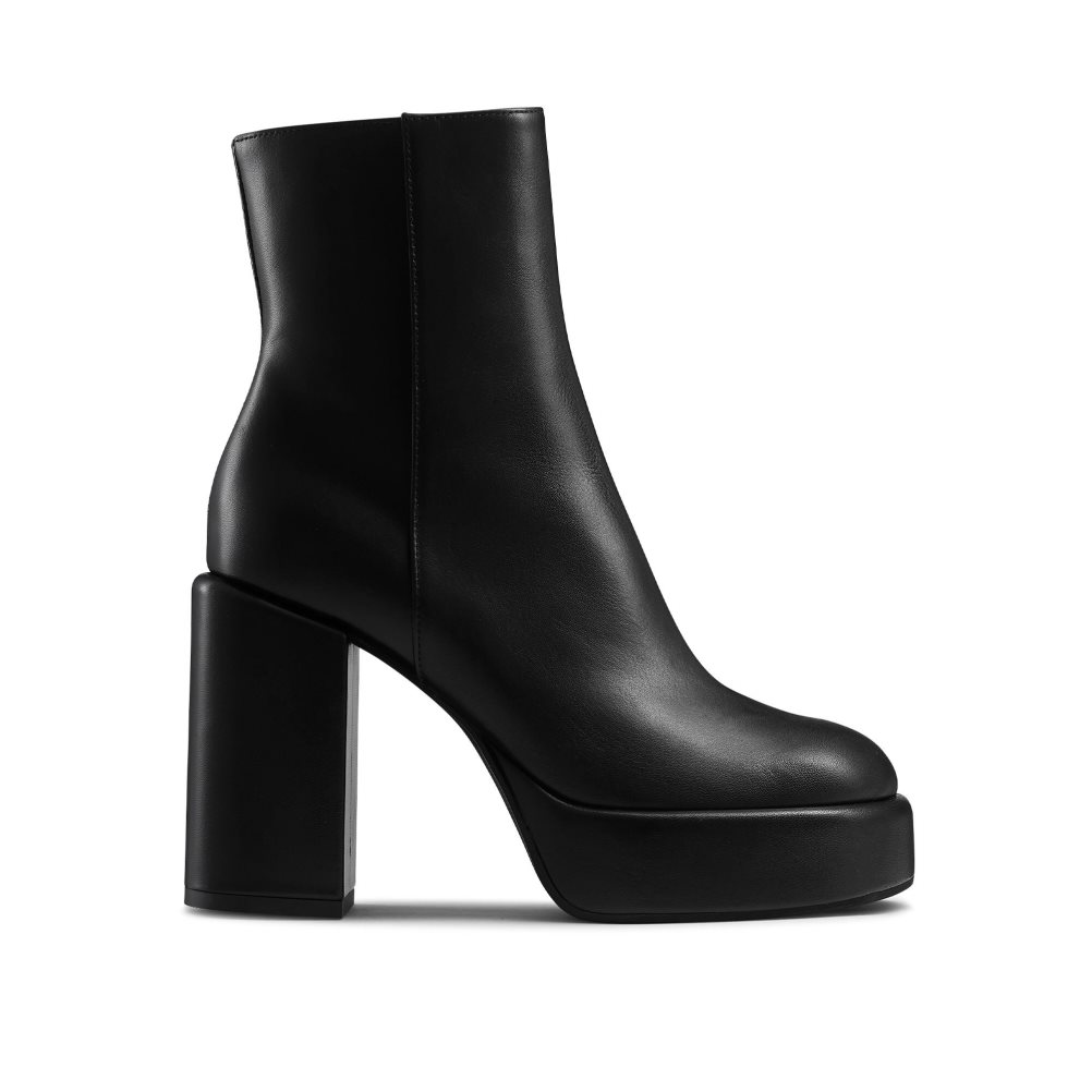 Black Russell And Bromley Webster Round Toe Women\'s Ankle Boots | CA-7623J