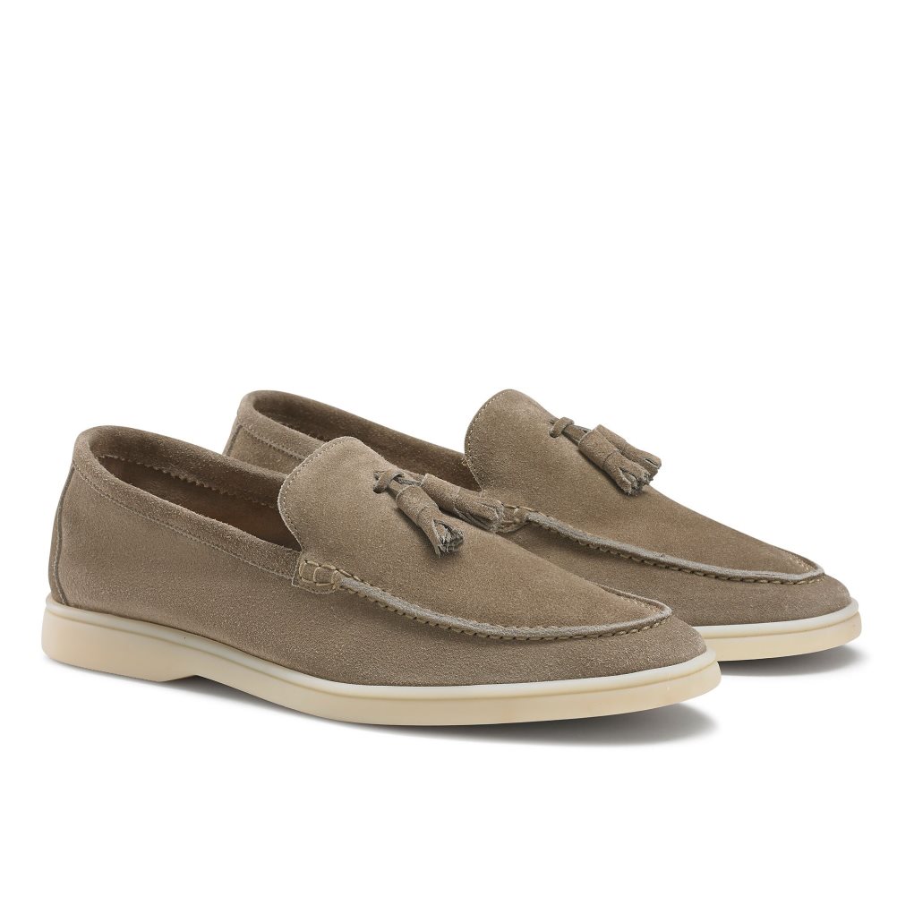 Brown Russell And Bromley Cambria Tassel Men's Loafers | CA-4806C