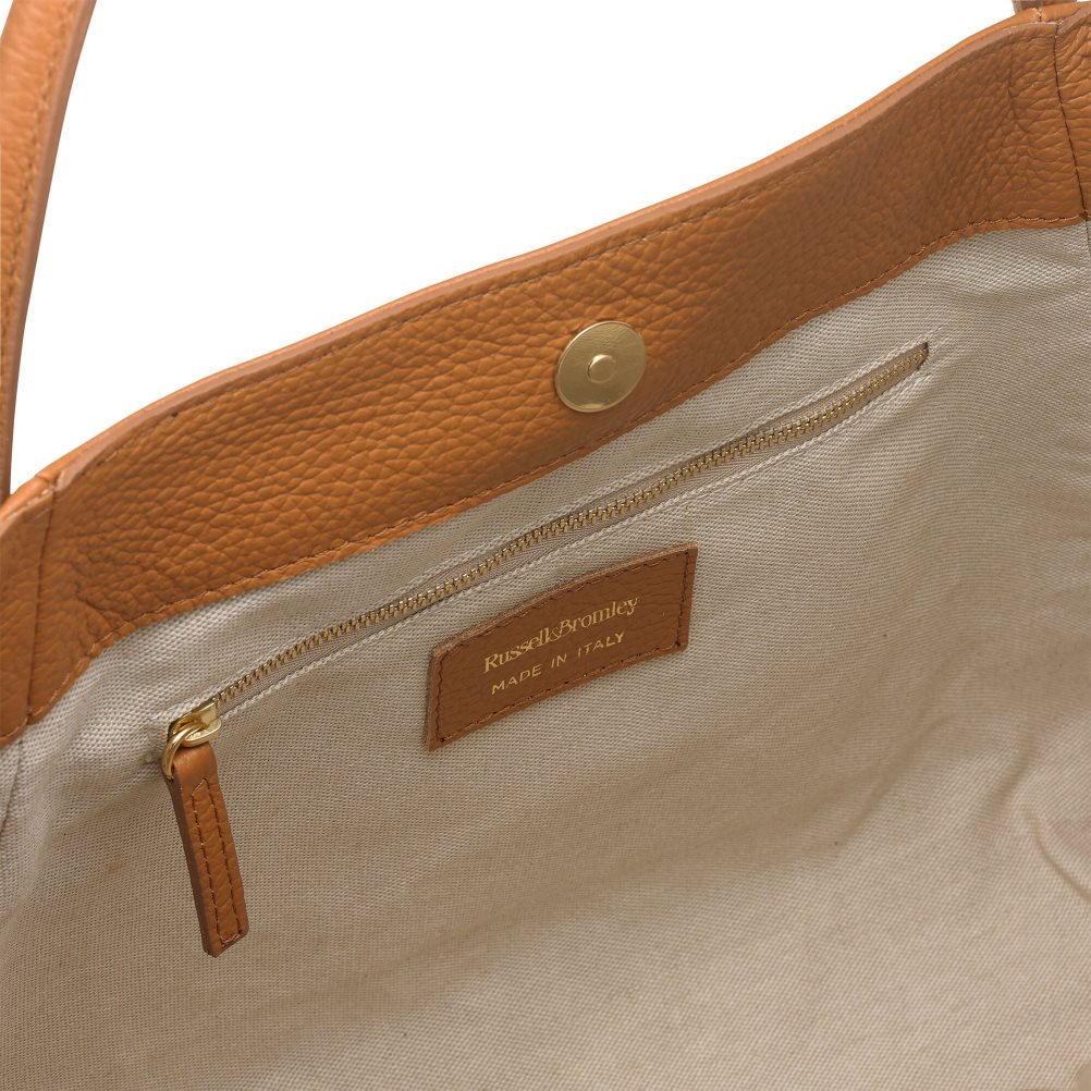 Brown Russell And Bromley Icon Chain East/West Grab Women's Tote Bags | CA-4912R