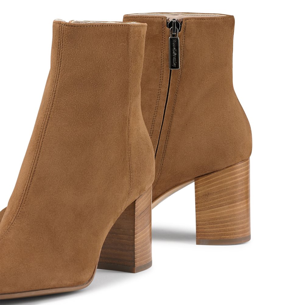 Brown Russell And Bromley Katie Dryleks Women's Heeled Boots | CA-0982W