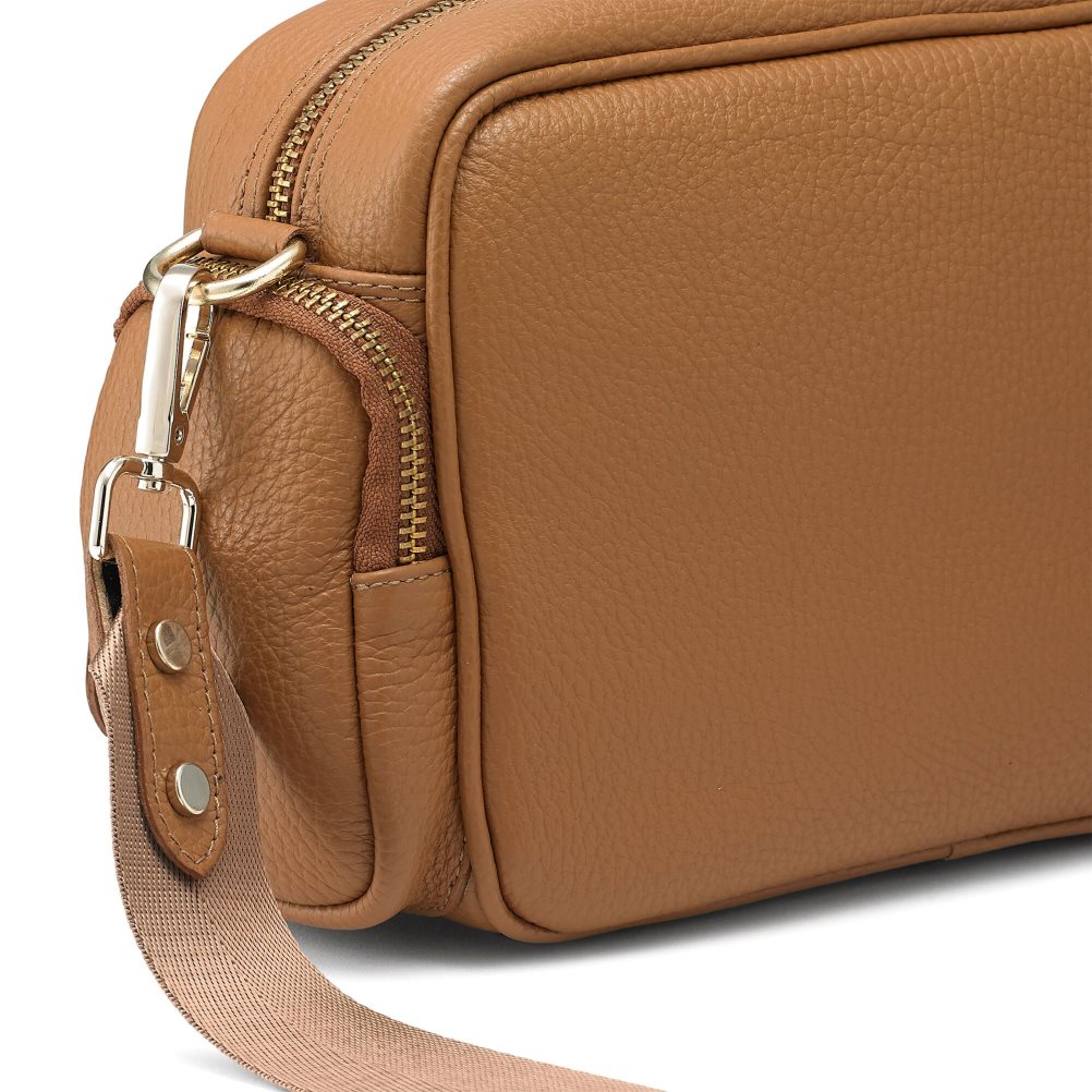 Brown Russell And Bromley Snapshot Multi-pocket Women's Crossbody Bags | CA-3617C