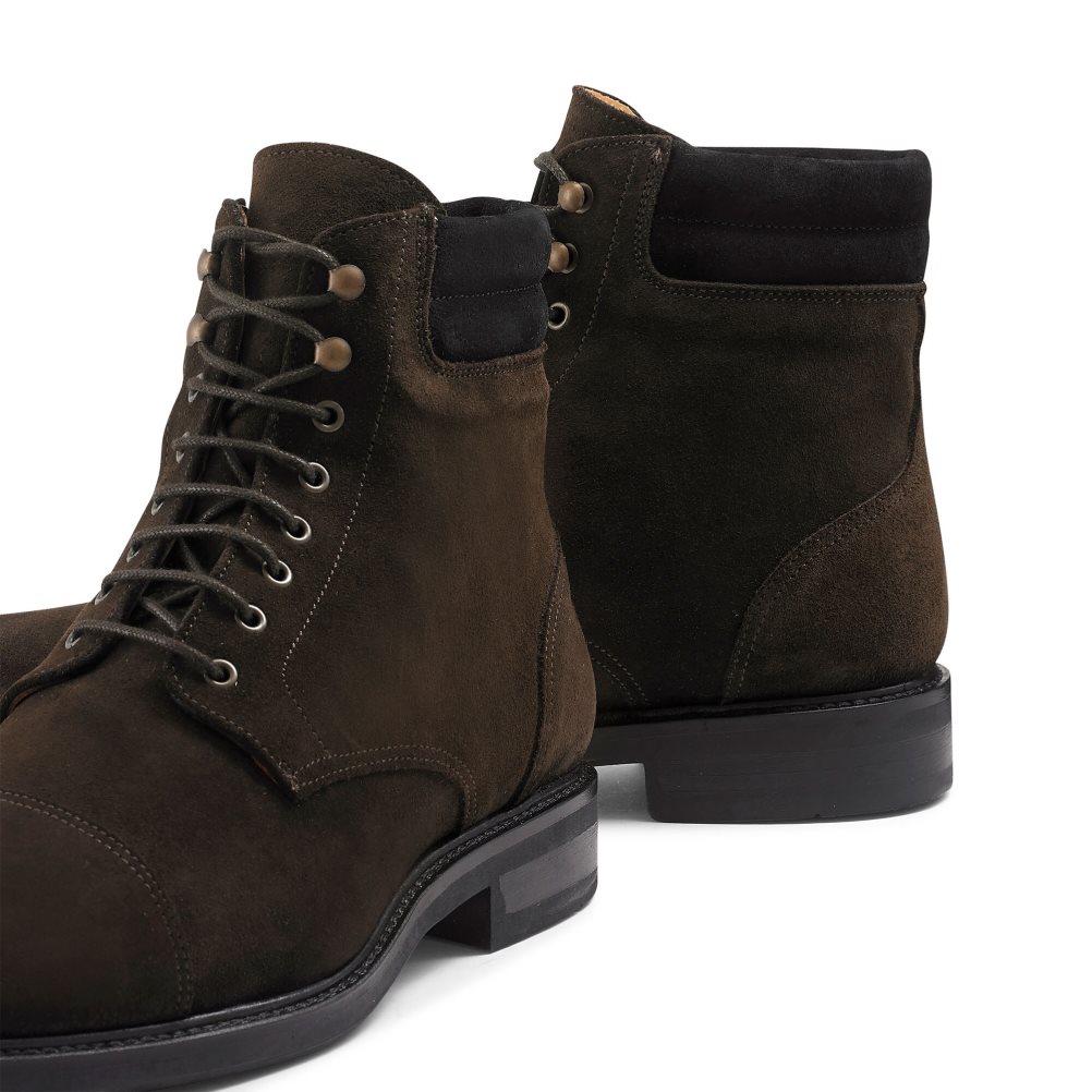 Chocolate Russell And Bromley Brigade 6 Eyelet Lace Up Men's Ankle Boots | CA-9340S
