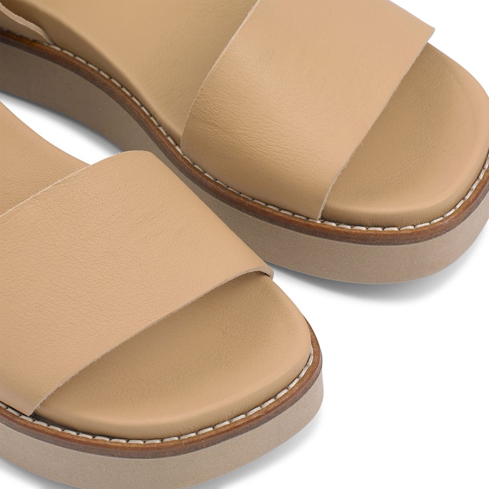 Light Brown Russell And Bromley Boston Sporty Women's Flat Sandals | CA-8210J