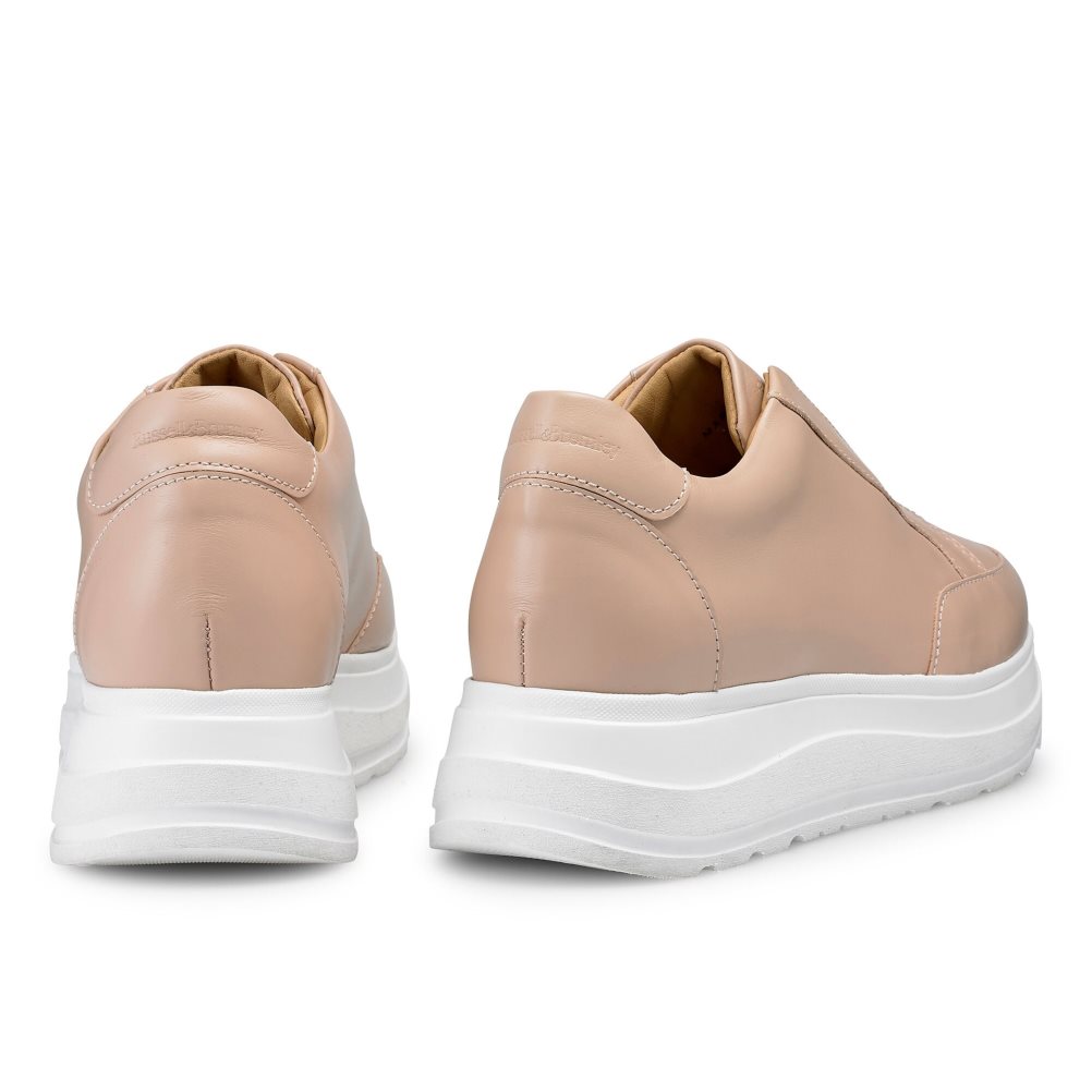 Light Brown Russell And Bromley Speed Up Laceless Runner Women's Sneakers | CA-8167C