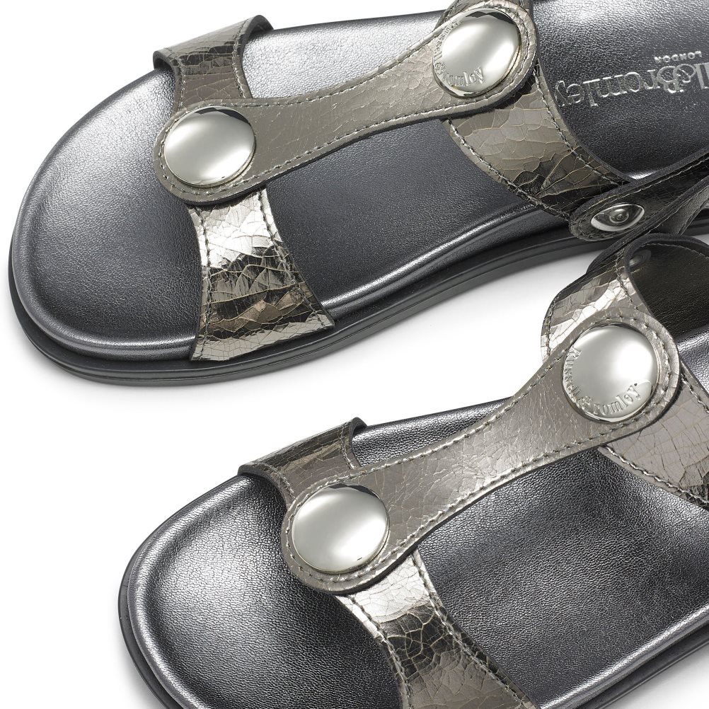 Metal Russell And Bromley Laura Disc Footbed Women's Flat Sandals | CA-8327F