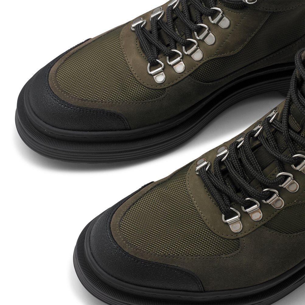 Olive Russell And Bromley Trail Hiker Lace Men's Ankle Boots | CA-6802U
