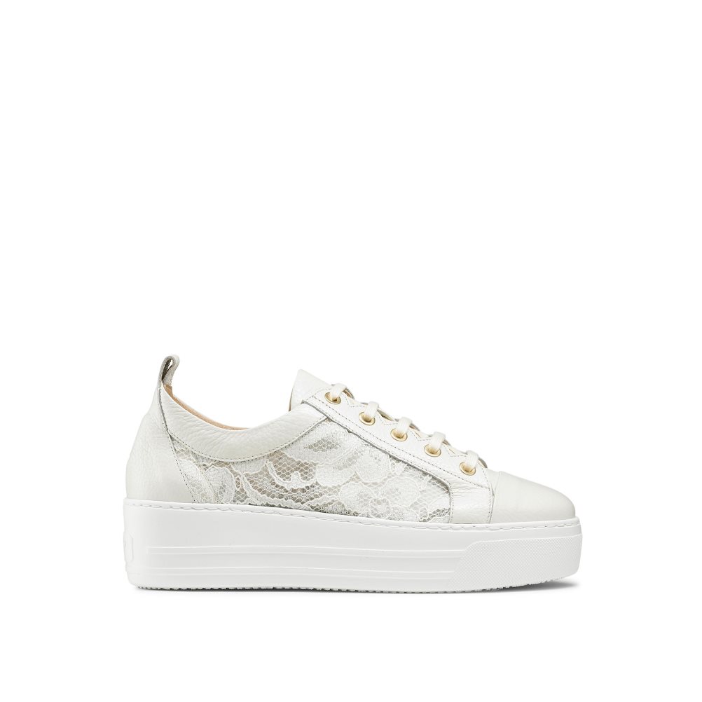 White Russell And Bromley Boardwalk Lace Women\'s Platform Shoes | CA-5764Z