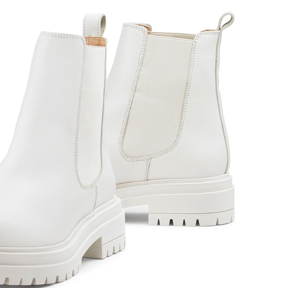 White Russell And Bromley Company Combat Women's Chelsea Boots | CA-2064K