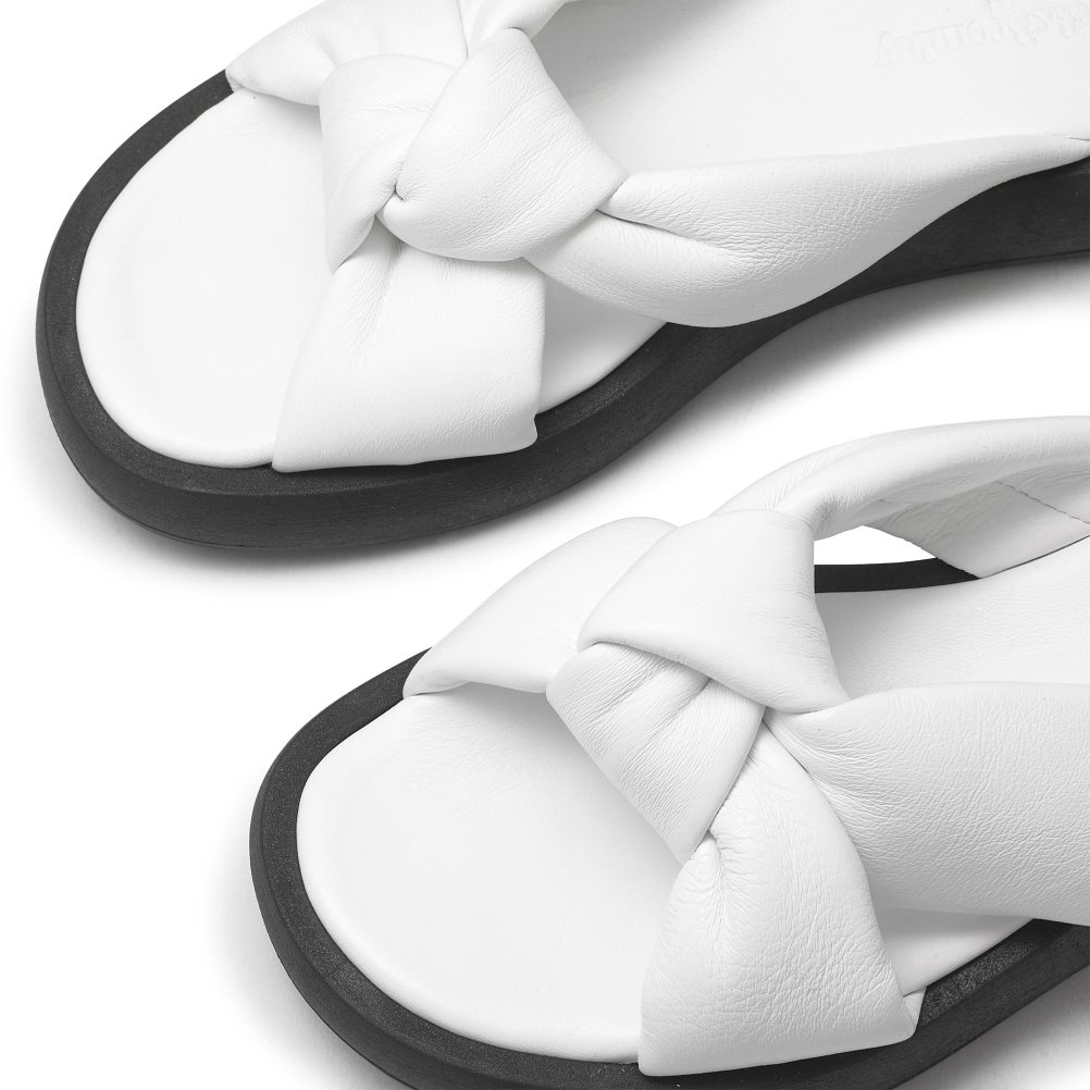 White Russell And Bromley Dallas Knot Women's Flat Sandals | CA-3985Q