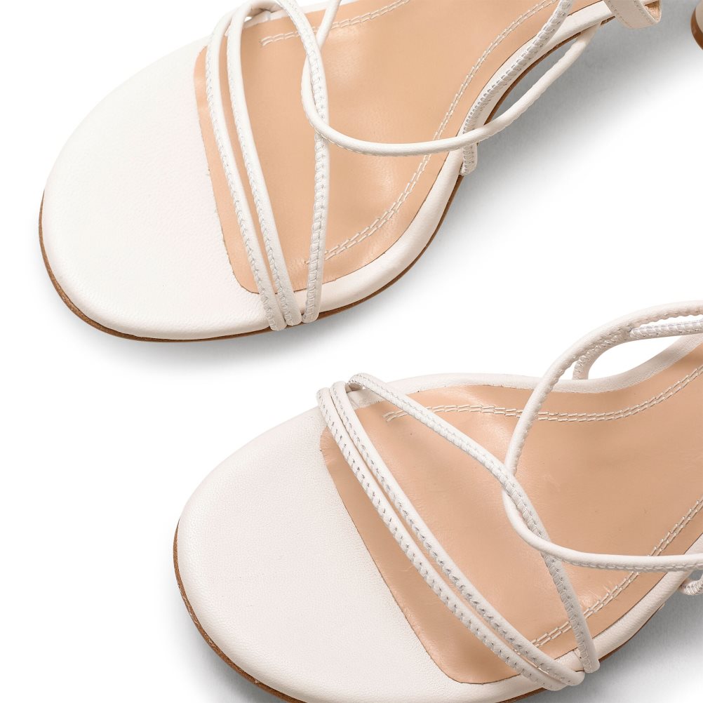 White Russell And Bromley Dragon Strappy Round Toe Women's Heels Sandals | CA-5741X