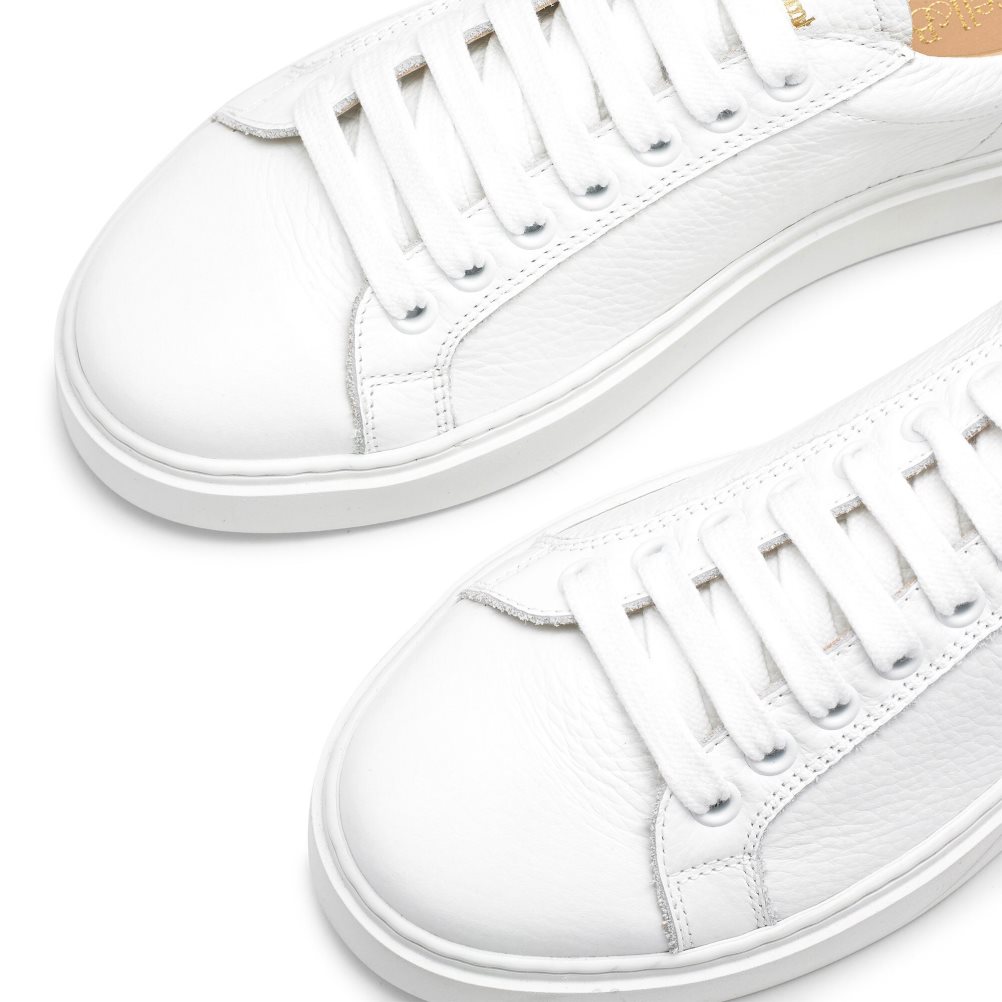 White Russell And Bromley Gleam Low Top Lace Up Women's Platform Shoes | CA-0931D