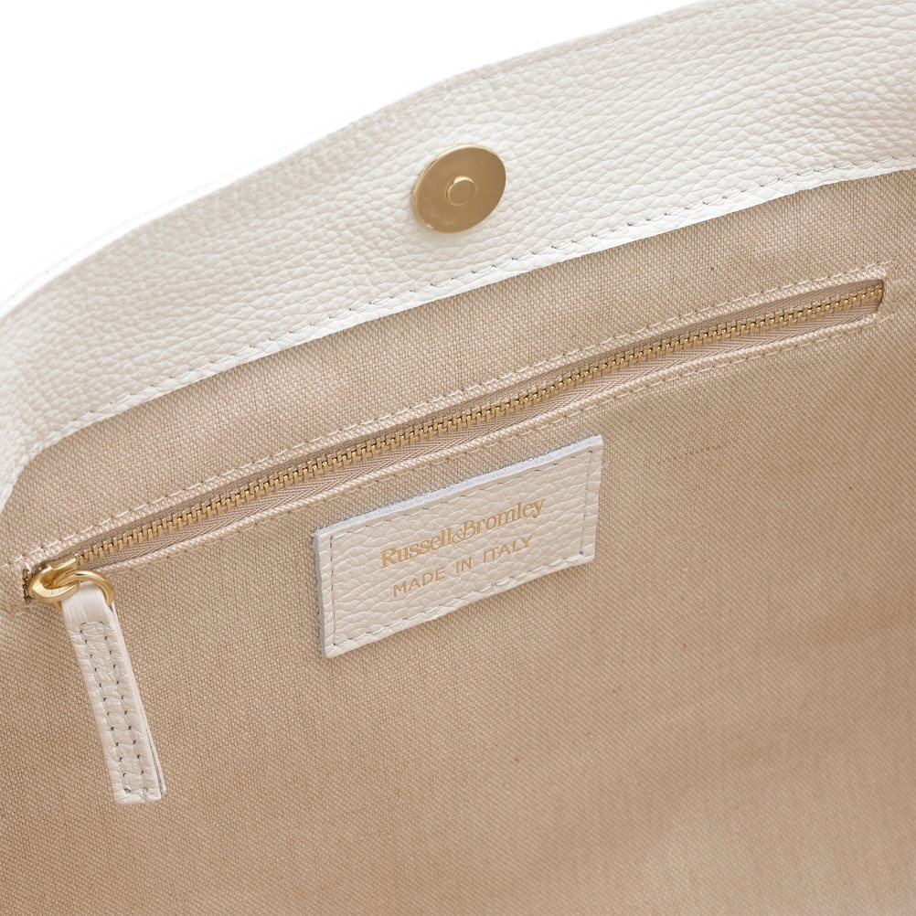 White Russell And Bromley Icon Chain East/West Grab Women's Tote Bags | CA-4508U