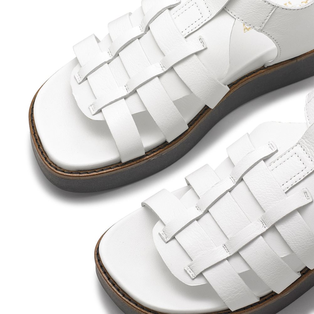 White Russell And Bromley Portland Fisherman Women's Flat Sandals | CA-6234X