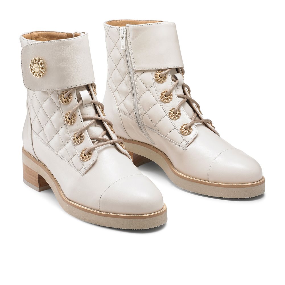 White Russell And Bromley Ringaroses Quilted Lace-up Women's Ankle Boots | CA-6723F