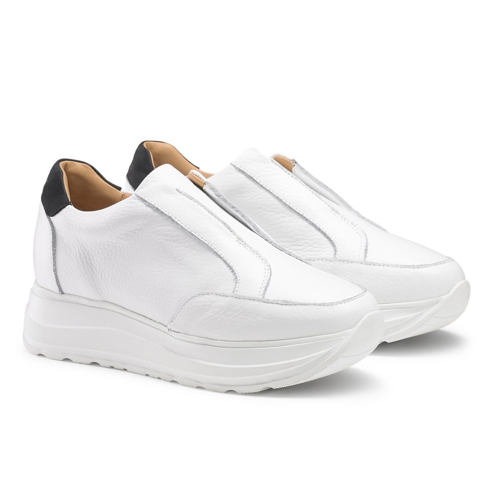 White Russell And Bromley Speed Up Laceless Runner Women's Sneakers | CA-3125S