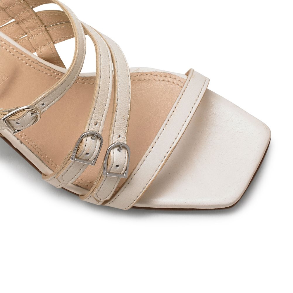 White Russell And Bromley Sun Beam Strappy Buckle Women's Heels Sandals | CA-4352A