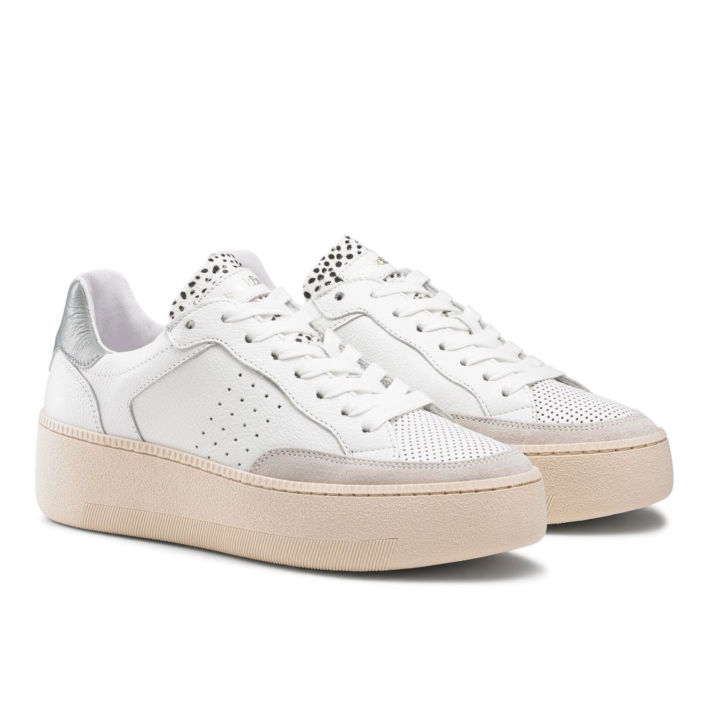 White Russell And Bromley Whisper Low Top Women's Sneakers | CA-9136P